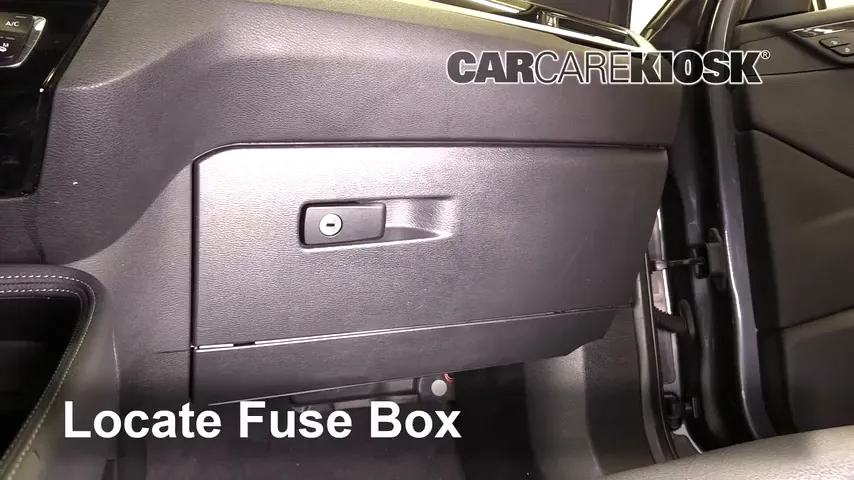 2017 BMW X1 sDrive28i 2.0L 4 Cyl. Turbo Fuse (Interior) Replace